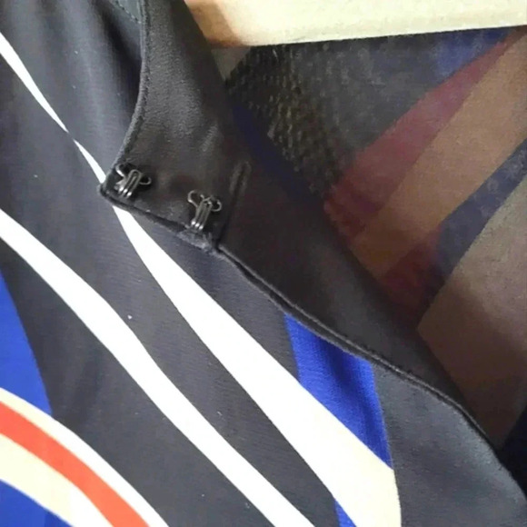 VINCE CAMUTO 3/4 Sleeve Sheer Pleated Elastic Hem Blouse - Picture 6 of 9